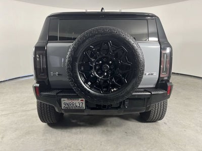 2024 GMC HUMMER EV SUV 2X