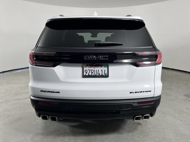 2026 GMC Acadia Elevation