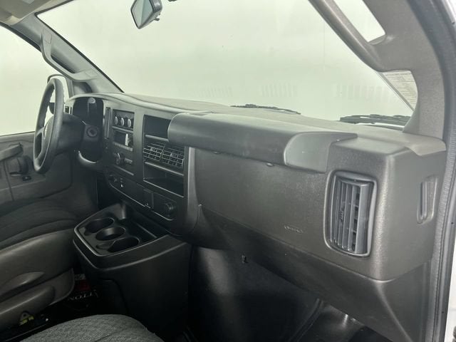 2025 GMC Savana Cargo Work Van