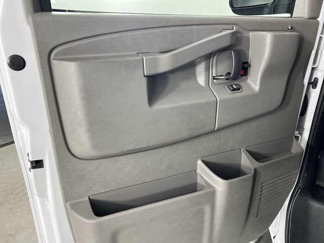 2025 GMC Savana Cargo Work Van