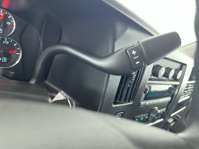 2025 GMC Savana Cargo Work Van
