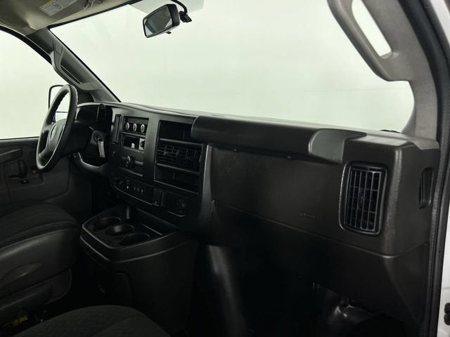 2025 GMC Savana Cargo Work Van