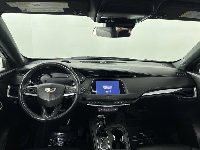 2023 Cadillac XT4 Luxury