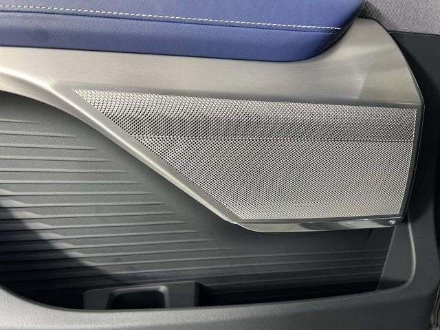 2026 Cadillac VISTIQ Premium Luxury