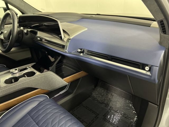 2026 Cadillac VISTIQ Premium Luxury