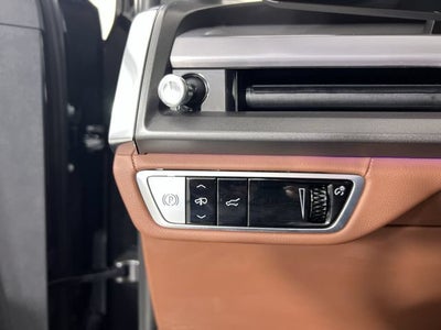 2026 Cadillac VISTIQ Platinum