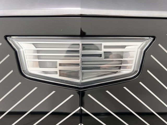 2026 Cadillac VISTIQ Platinum
