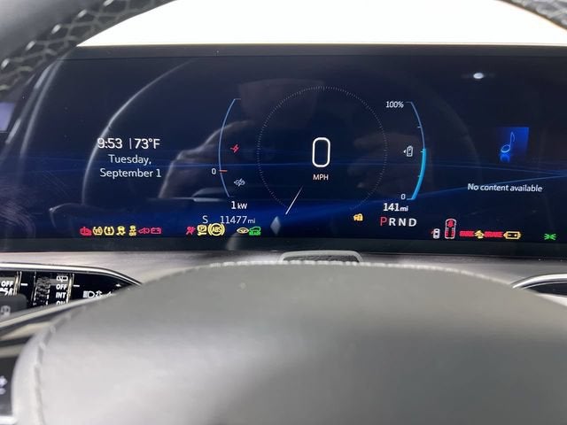 2026 Cadillac VISTIQ Platinum