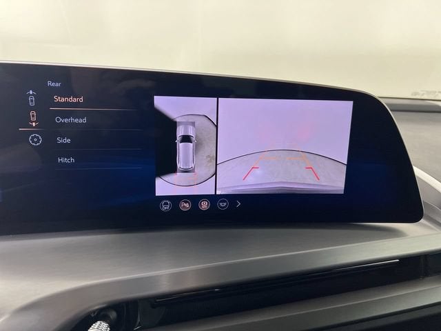 2026 Cadillac VISTIQ Platinum