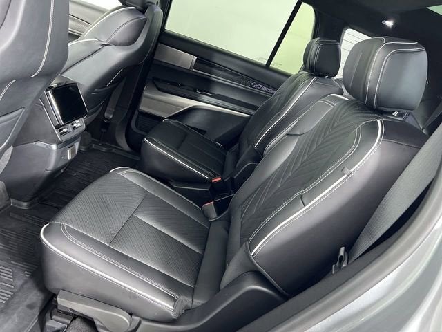 2026 Cadillac VISTIQ Platinum