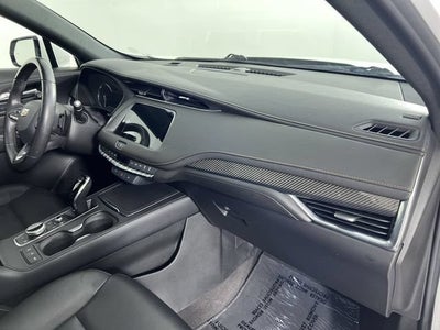 2023 Cadillac XT4 FWD Sport