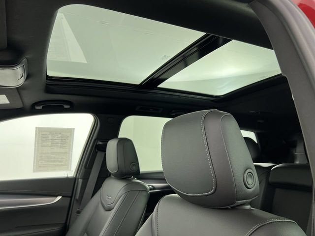 2024 Cadillac XT6 Luxury