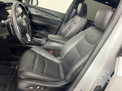 2025 Cadillac XT6 Sport