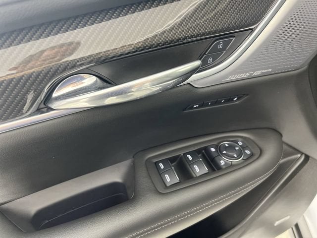 2025 Cadillac XT6 Sport