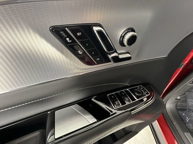 2024 Cadillac LYRIQ Tech
