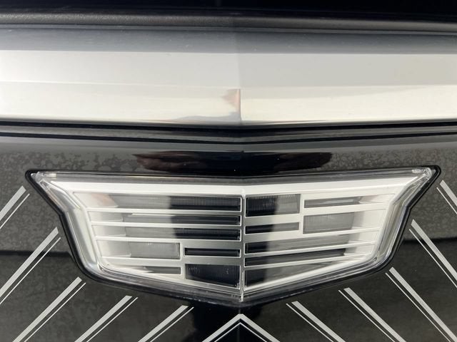 2024 Cadillac LYRIQ Luxury 1