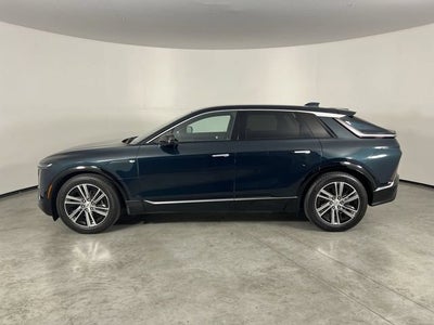 2024 Cadillac LYRIQ Luxury 1
