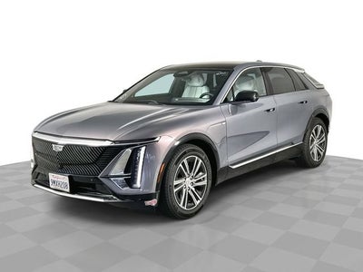 2024 Cadillac LYRIQ Luxury 2