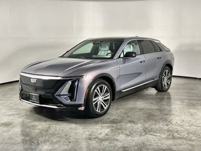 2024 Cadillac LYRIQ Luxury 2