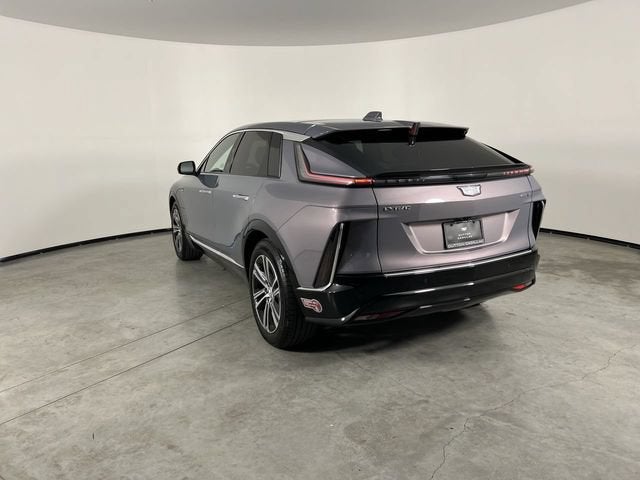 2024 Cadillac LYRIQ Luxury 2