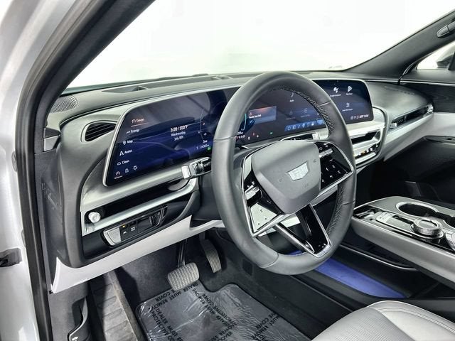 2024 Cadillac LYRIQ Sport 1