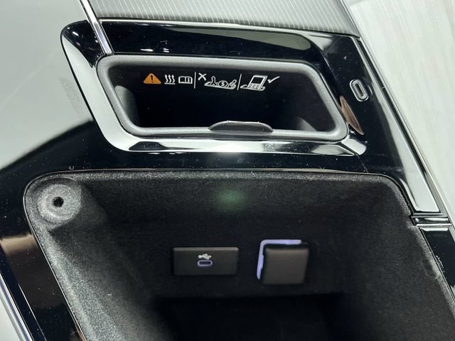 2024 Cadillac LYRIQ Sport 1