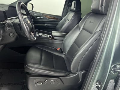 2024 Cadillac Escalade Luxury