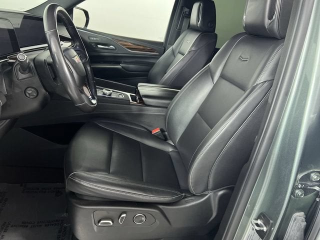 2024 Cadillac Escalade Luxury