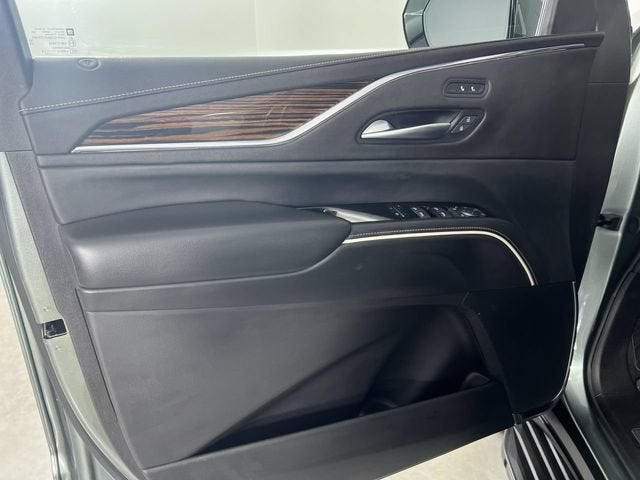 2024 Cadillac Escalade Luxury