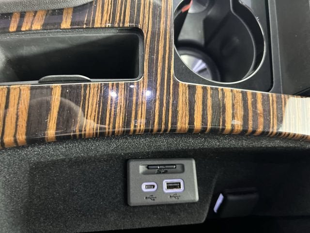 2024 Cadillac Escalade Luxury