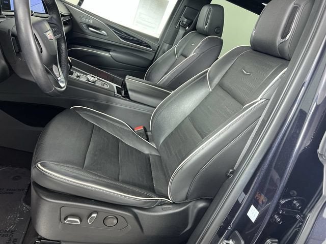 2022 Cadillac Escalade Sport