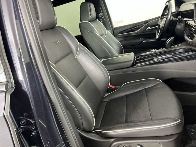 2022 Cadillac Escalade Sport