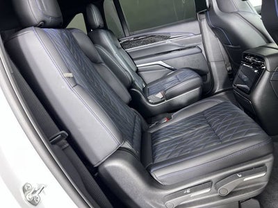 2025 Cadillac ESCALADE IQ Luxury 1