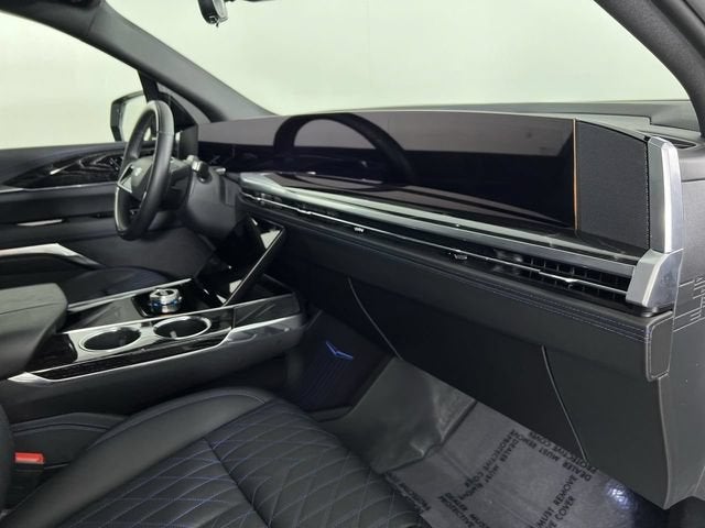 2025 Cadillac ESCALADE IQ Luxury 1