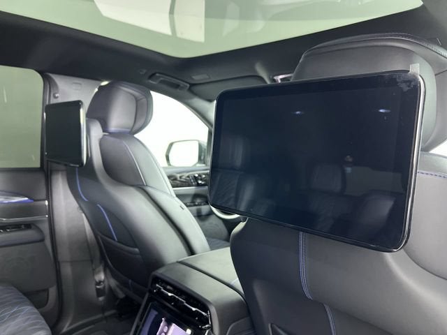 2025 Cadillac ESCALADE IQ Luxury 1
