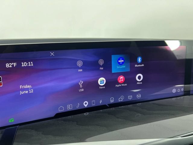 2025 Cadillac ESCALADE IQ Sport 2