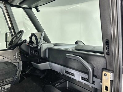 2024 BrightDrop Zevo 400 EJY