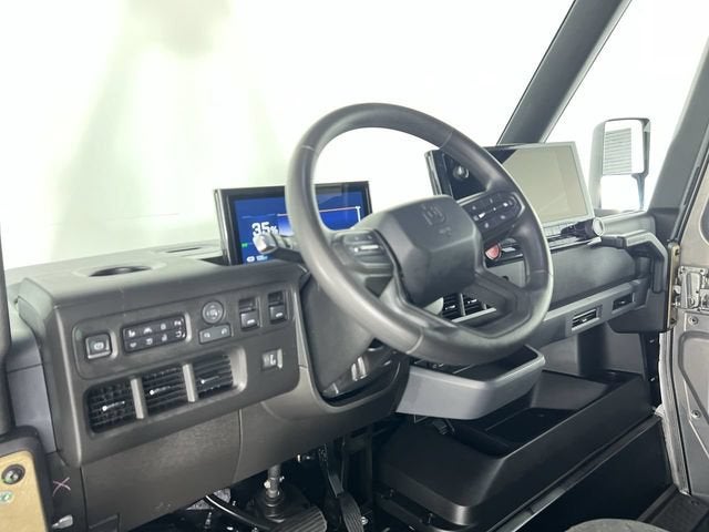 2024 BrightDrop Zevo 600 EJY
