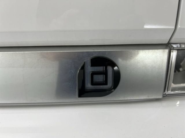 2024 BrightDrop Zevo 600 EJY