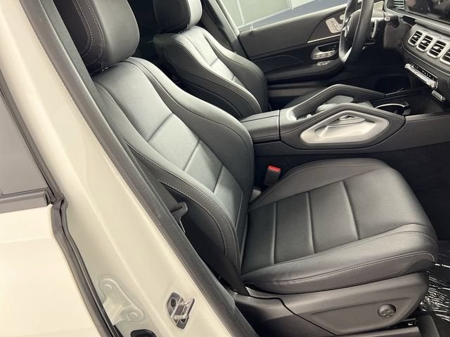 2025 Mercedes-Benz GLS 450 4MATIC®