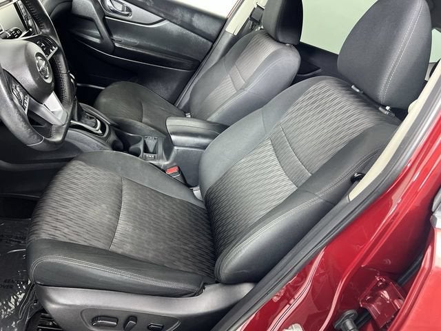 2020 Nissan Rogue SV FWD