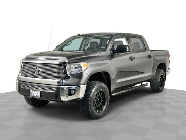 2017 Toyota Tundra SR5 5.7L V8
