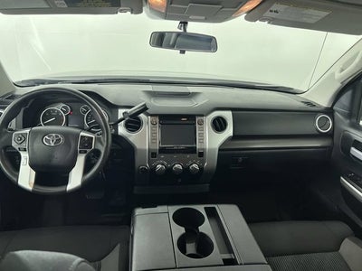 2017 Toyota Tundra SR5 5.7L V8