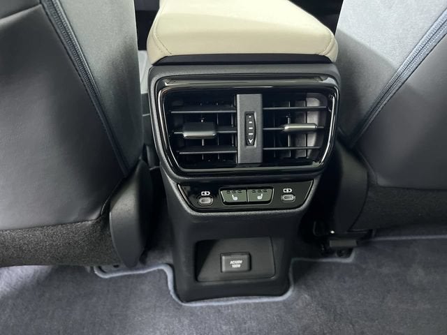 2023 Lexus RZ 450e Luxury