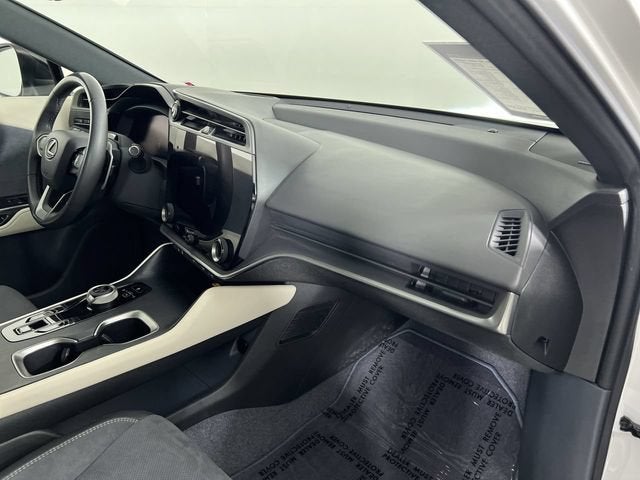 2023 Lexus RZ 450e Luxury