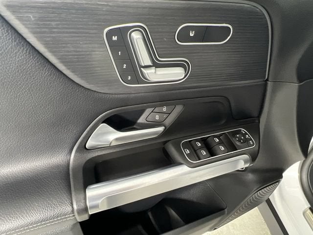 2023 Mercedes-Benz GLB 250 4MATIC®