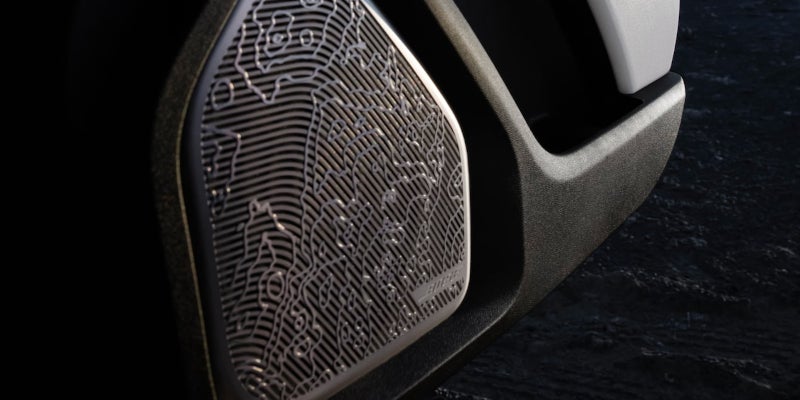 Speaker grille