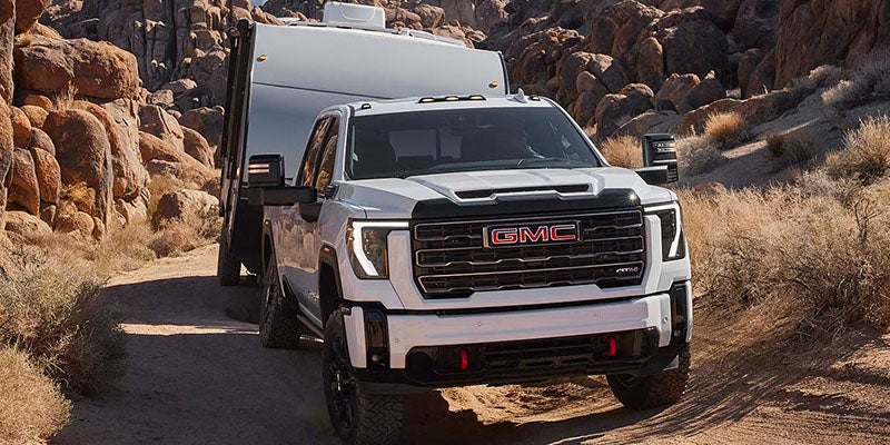 White GMC HD